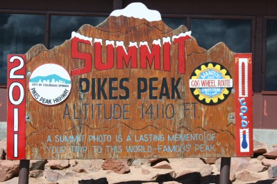 Pikes Peak Sign