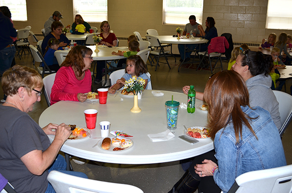 Children Eating Lunch