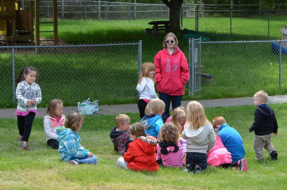 Children & Parents at Bubble Time