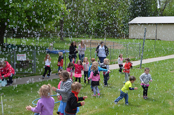 Children & Parents at Bubble Time