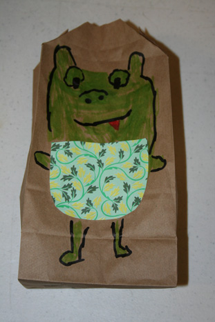 "Frog Popcorn Pal Bag"