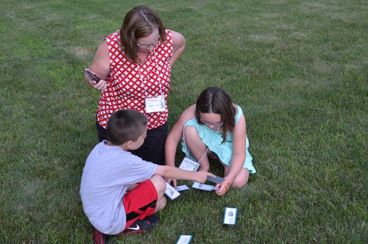  Becky Helps Children Solving the Puzzle